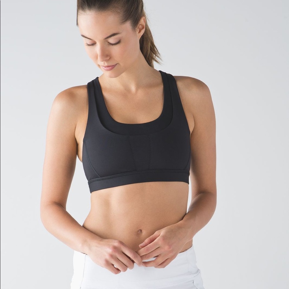 Lululemon Run Stuff Your Bra In Black